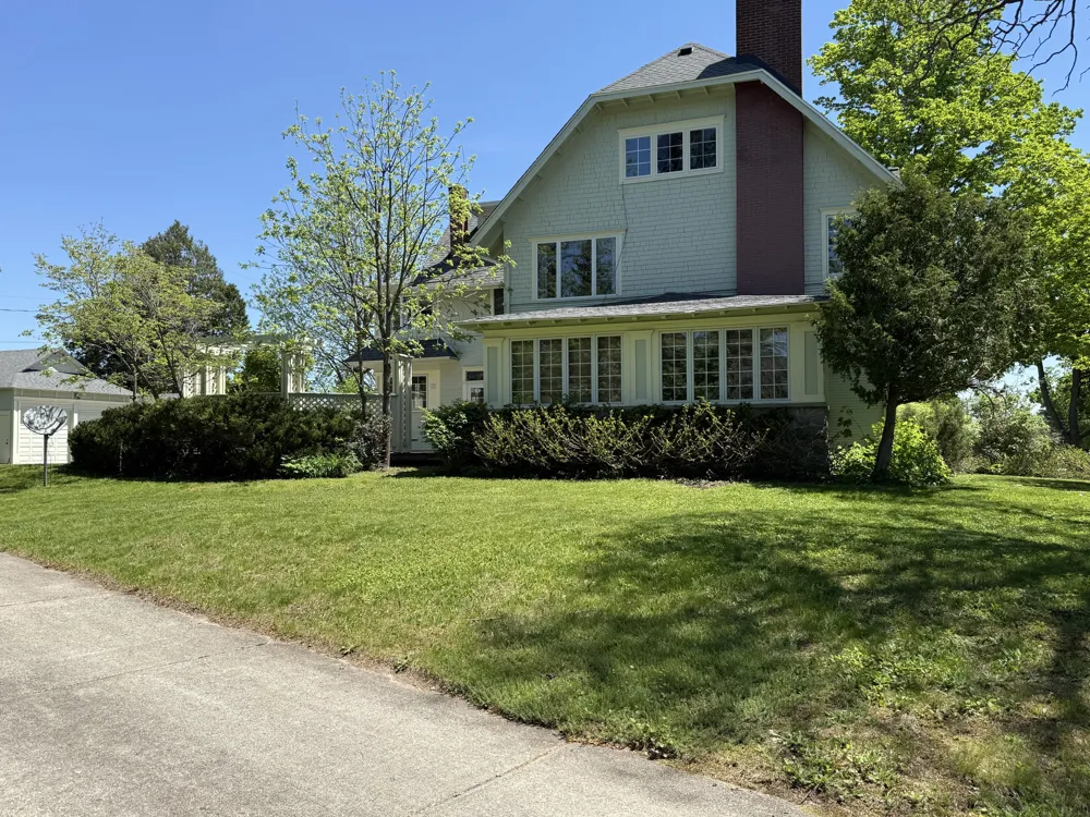 430 W Upton Avenue Reed City City, MI 49677