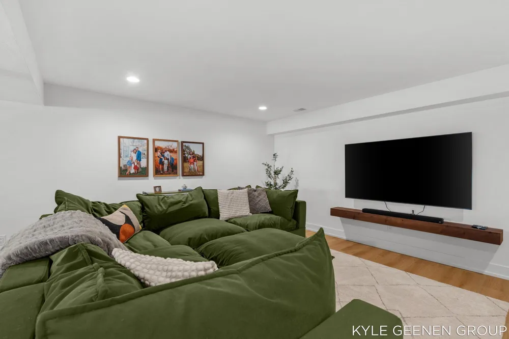 312 48th Avenue Jamestown Charter Township, MI 49464