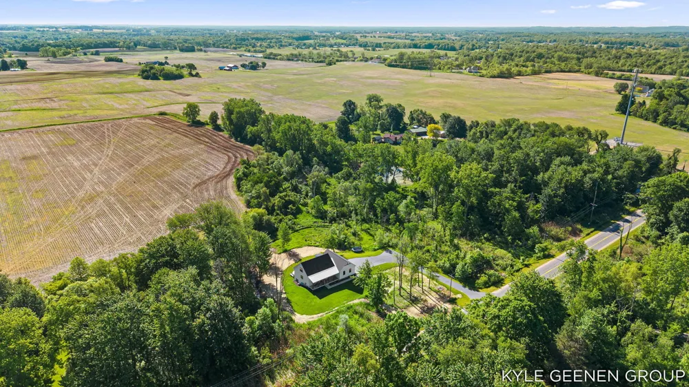312 48th Avenue Jamestown Charter Township, MI 49464