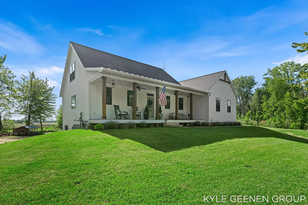 312 48th Avenue Jamestown Charter Township, MI 49464