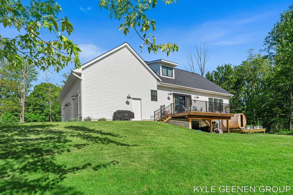 312 48th Avenue Jamestown Charter Township, MI 49464