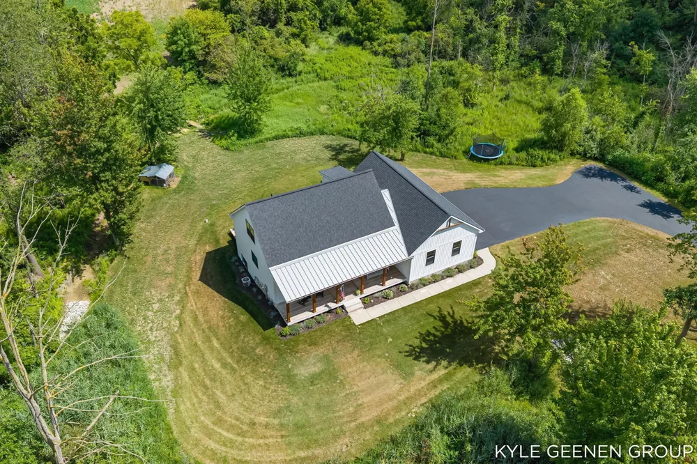 312 48th Avenue Jamestown Charter Township, MI 49464
