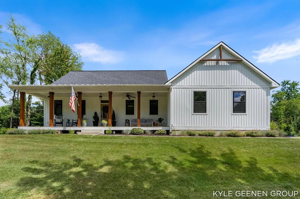 312 48th Avenue Jamestown Charter Township, MI 49464