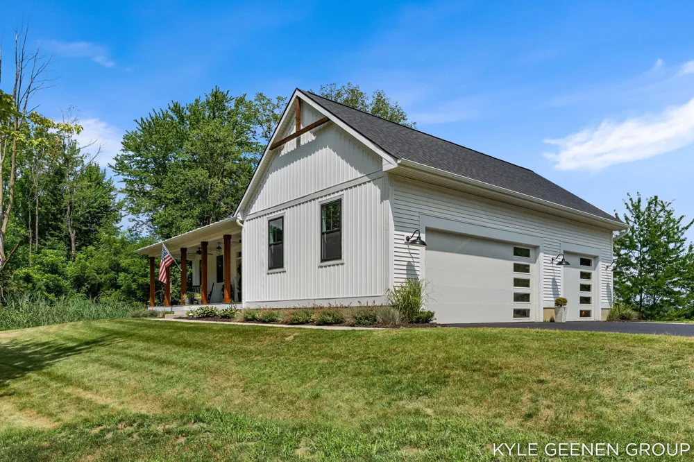 312 48th Avenue Jamestown Charter Township, MI 49464