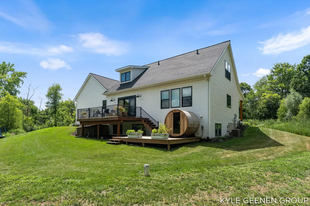 312 48th Avenue Jamestown Charter Township, MI 49464