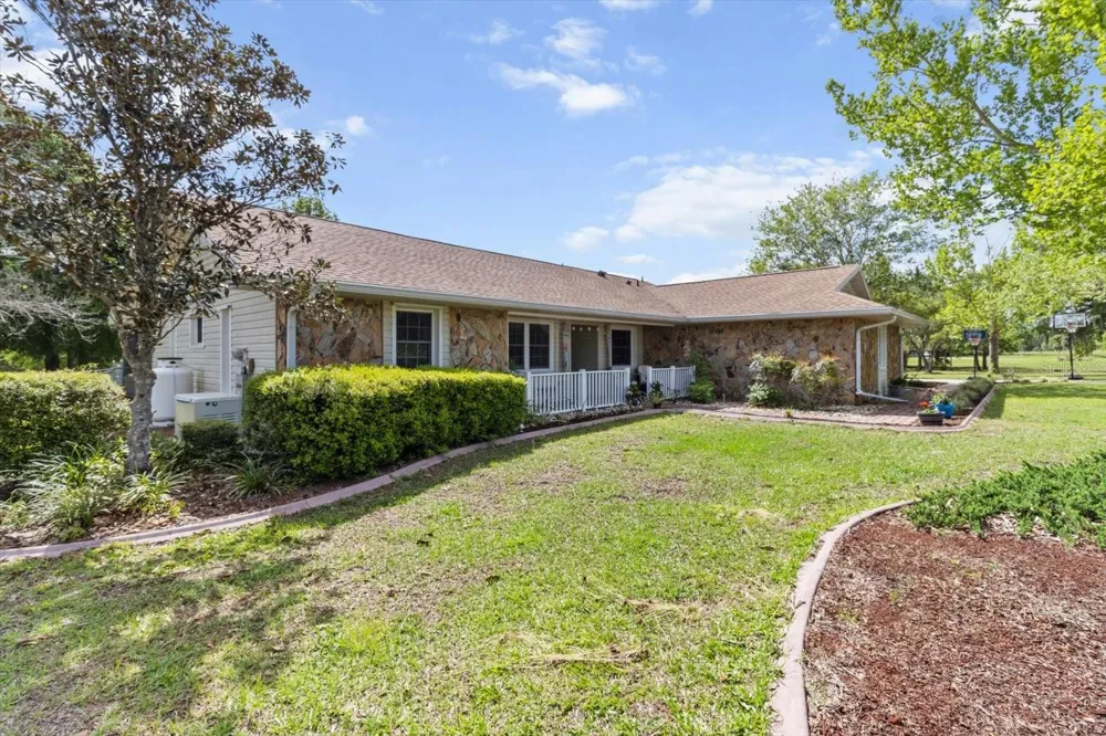 8921 S THOROUGHBRED POINT Inverness, FL 34452