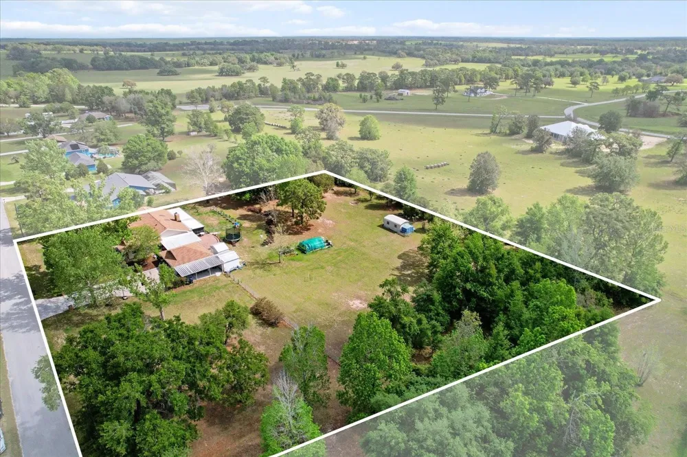 8921 S THOROUGHBRED POINT Inverness, FL 34452