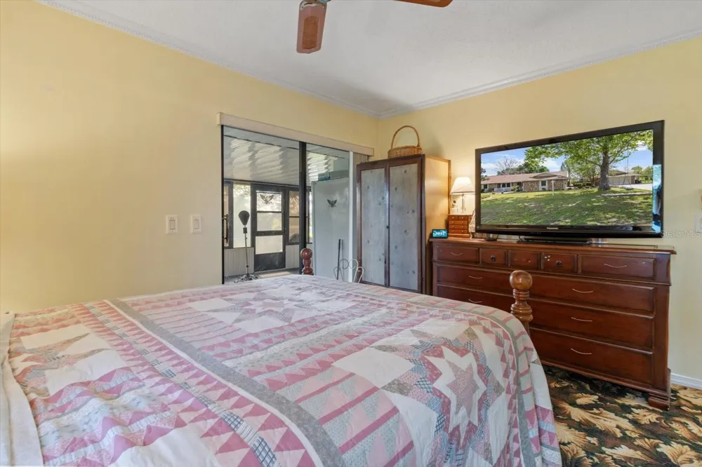 8921 S THOROUGHBRED POINT Inverness, FL 34452