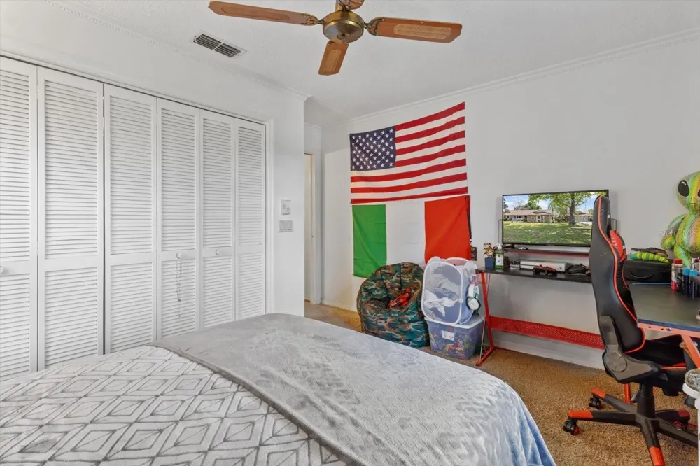 8921 S THOROUGHBRED POINT Inverness, FL 34452