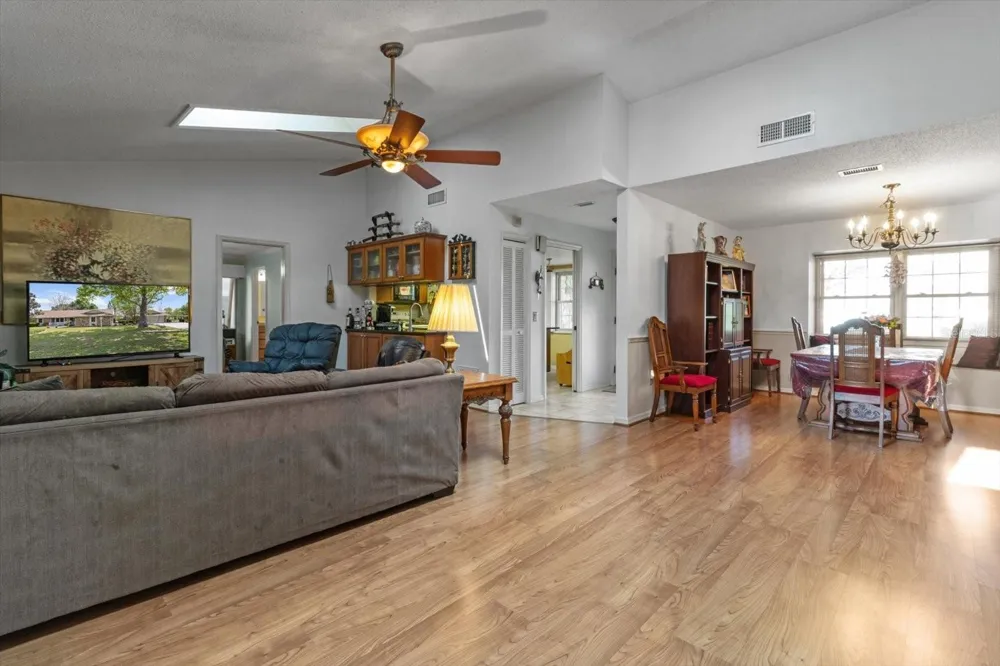 8921 S THOROUGHBRED POINT Inverness, FL 34452