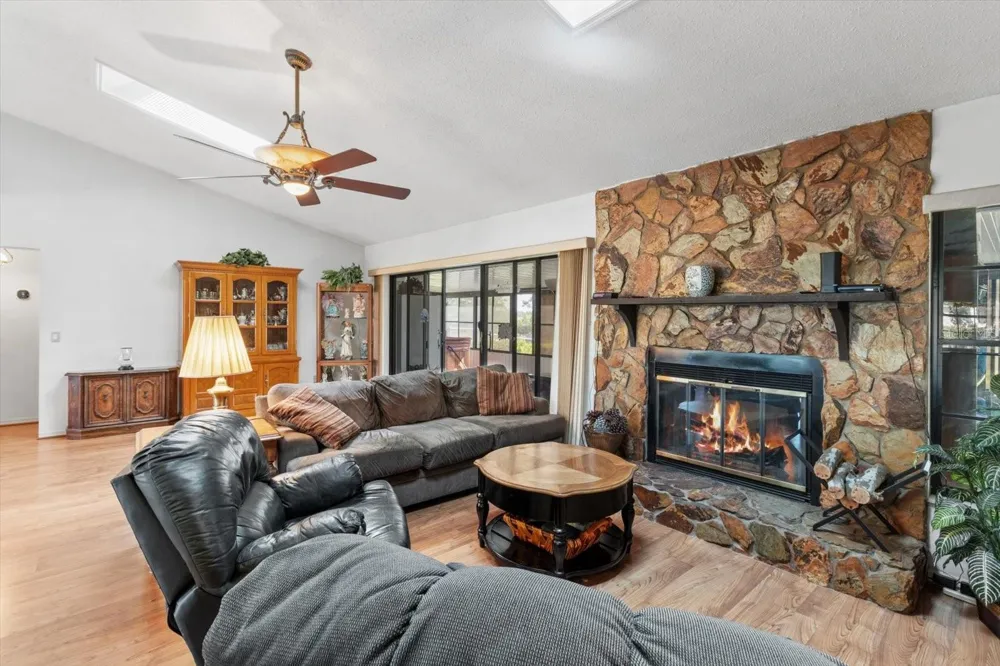 8921 S THOROUGHBRED POINT Inverness, FL 34452