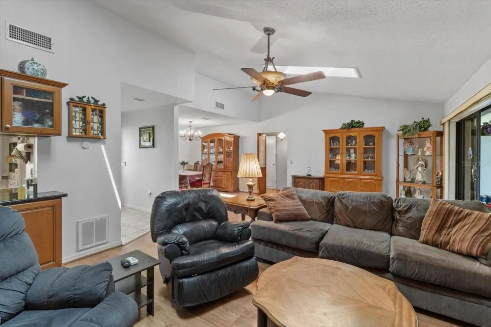8921 S THOROUGHBRED POINT Inverness, FL 34452