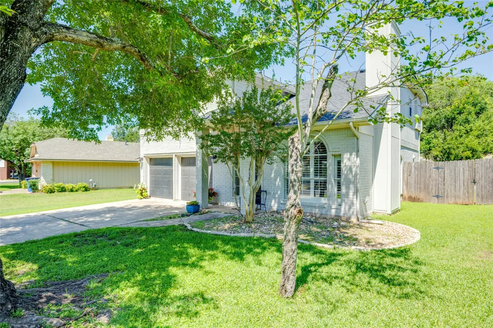 5660 Wagon Train Road Austin, TX 78749