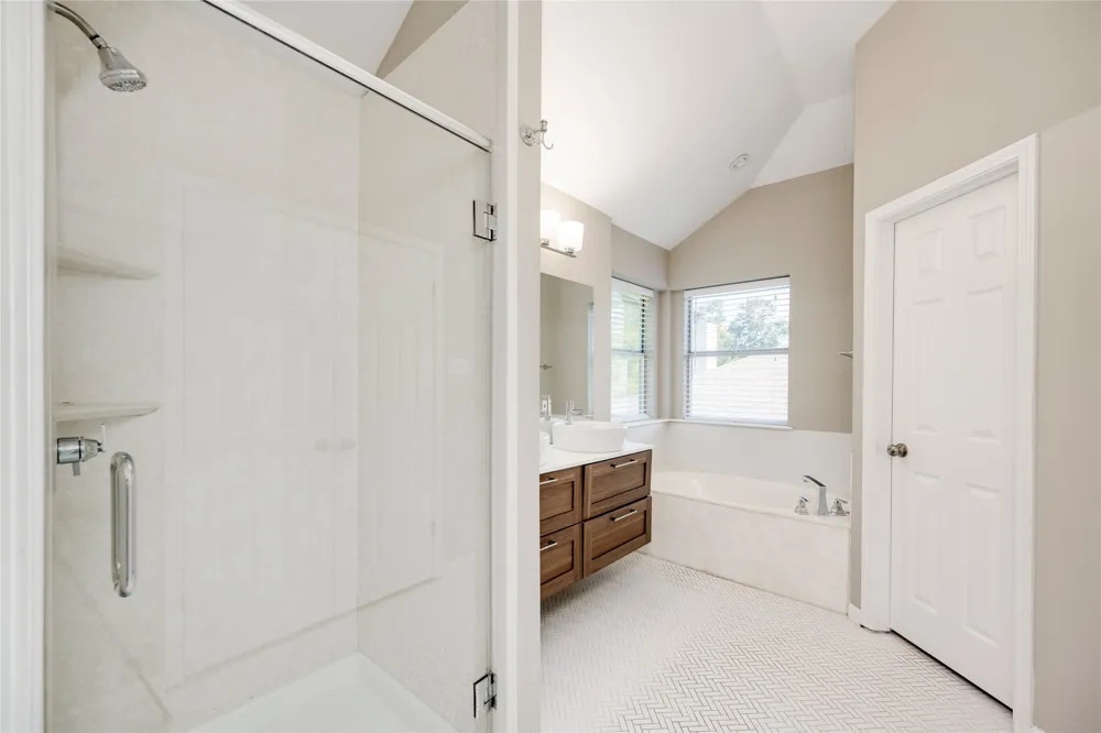 5660 Wagon Train Road Austin, TX 78749