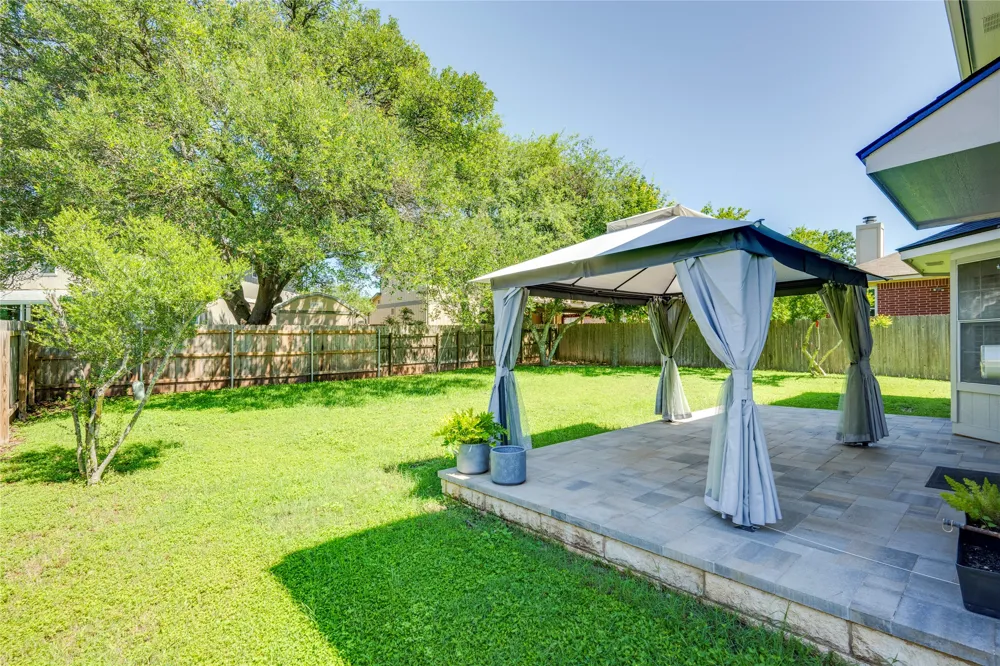5660 Wagon Train Road Austin, TX 78749