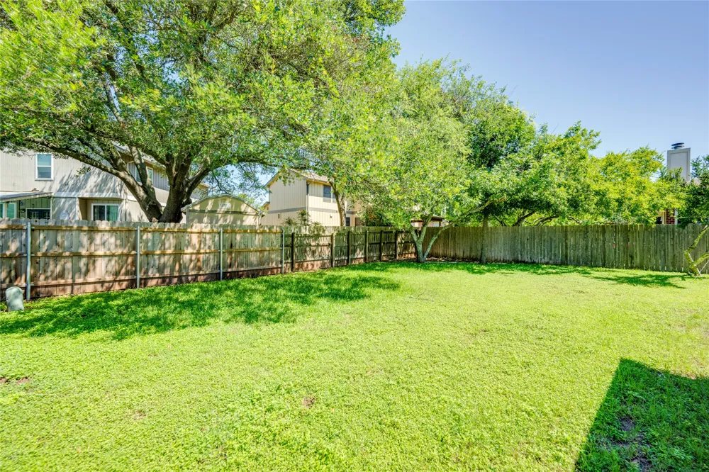 5660 Wagon Train Road Austin, TX 78749