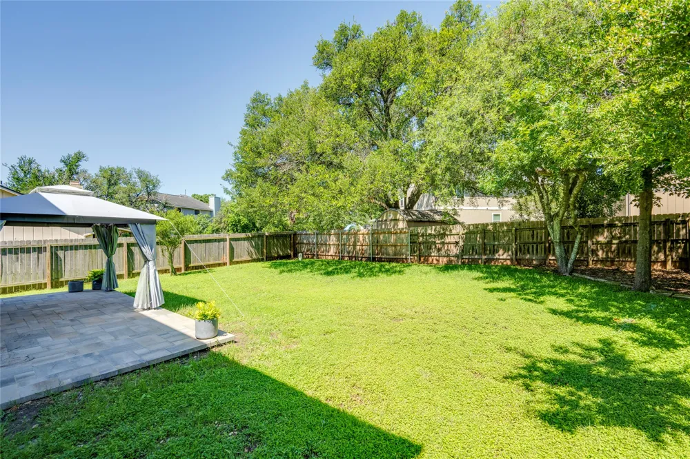 5660 Wagon Train Road Austin, TX 78749
