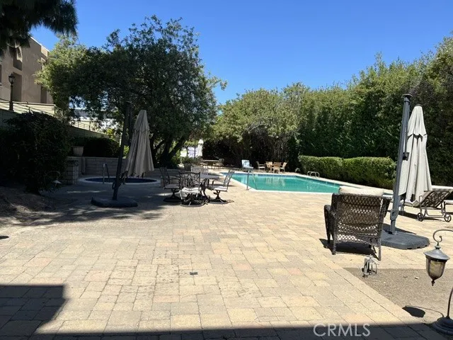 16866 Kingsbury #107 Granada Hills, CA 91344
