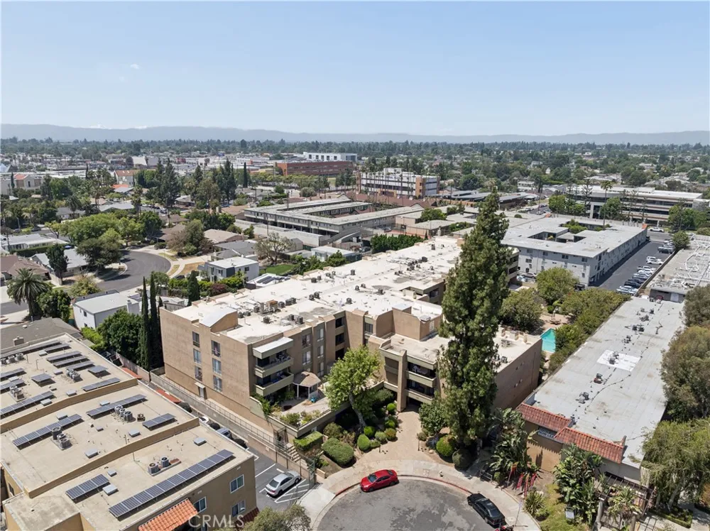 16866 Kingsbury #107 Granada Hills, CA 91344