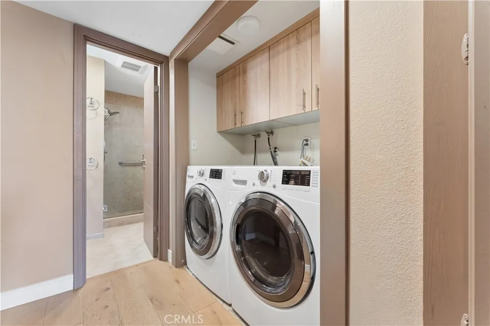 16866 Kingsbury #107 Granada Hills, CA 91344
