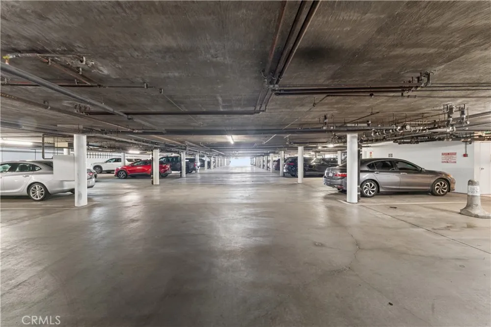 16866 Kingsbury #107 Granada Hills, CA 91344
