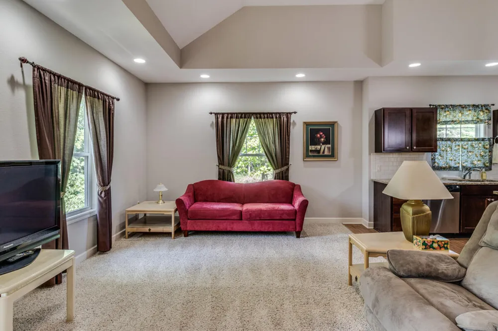 7024 Green Ridge Boulevard Battle Creek, MI 49017
