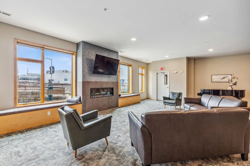 200 4th Avenue #102 Fargo, ND 58102