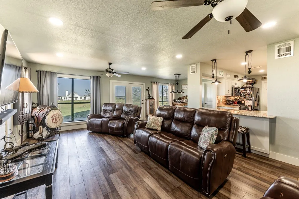 145 Private Road 5749 Groesbeck, TX 76642