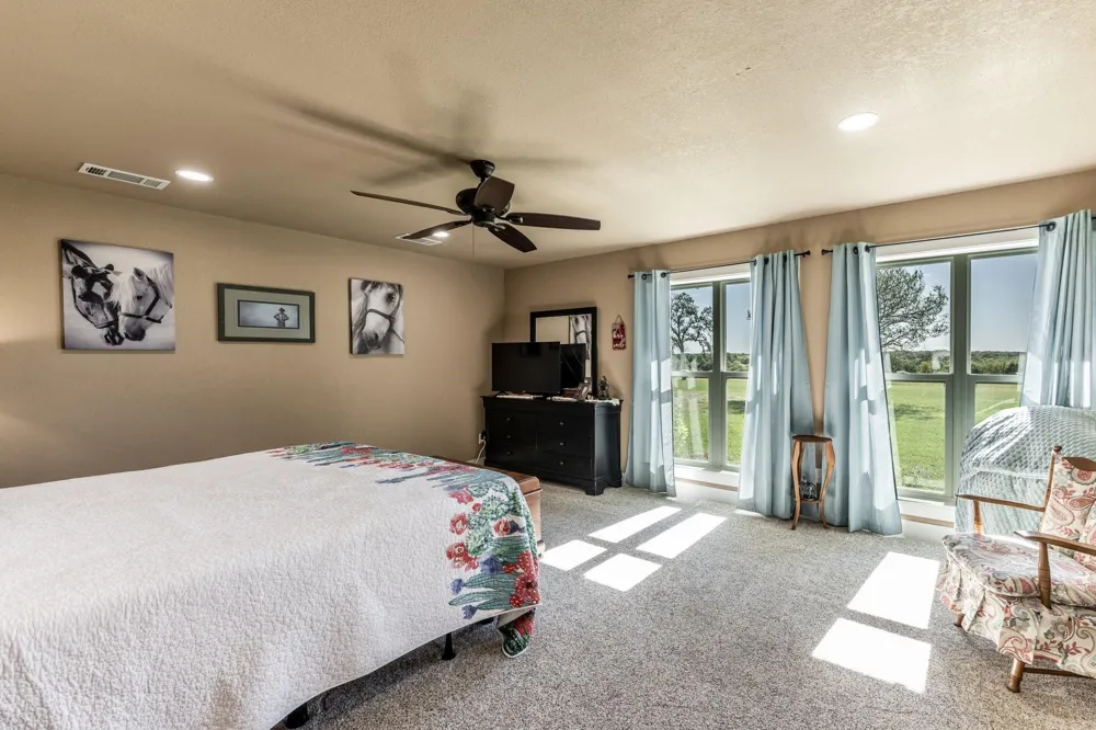 145 Private Road 5749 Groesbeck, TX 76642