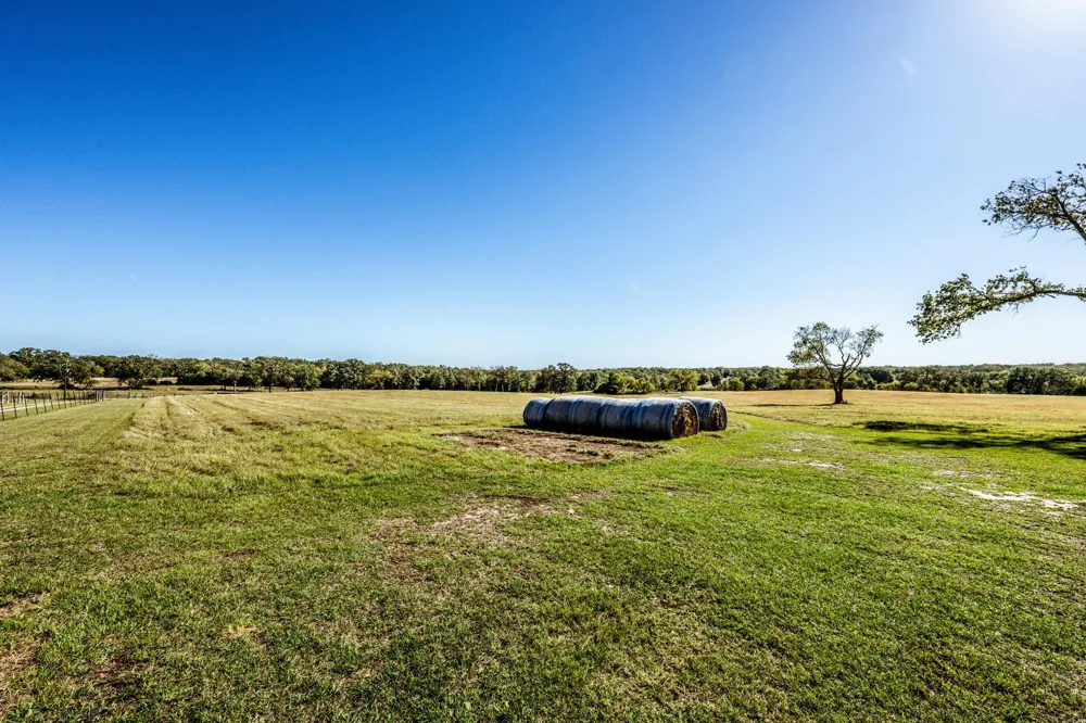 145 Private Road 5749 Groesbeck, TX 76642