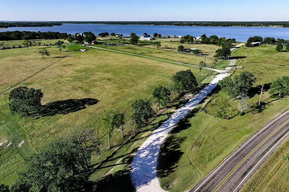 145 Private Road 5749 Groesbeck, TX 76642