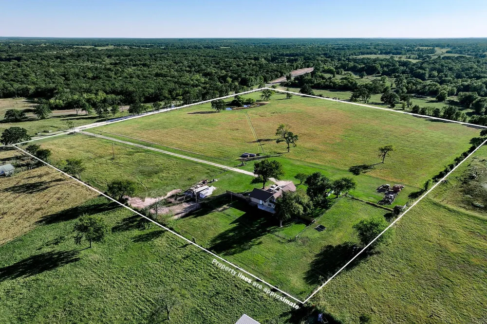145 Private Road 5749 Groesbeck, TX 76642