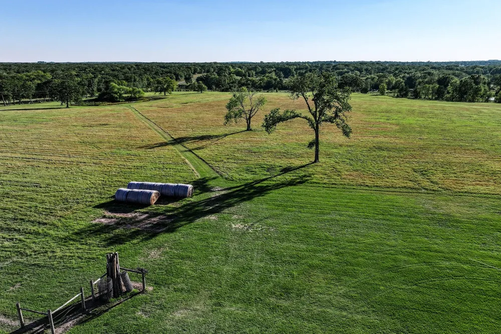 145 Private Road 5749 Groesbeck, TX 76642