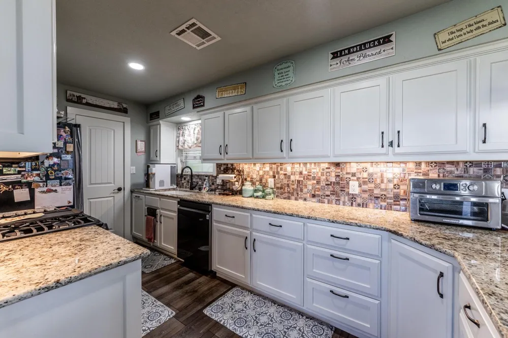145 Private Road 5749 Groesbeck, TX 76642