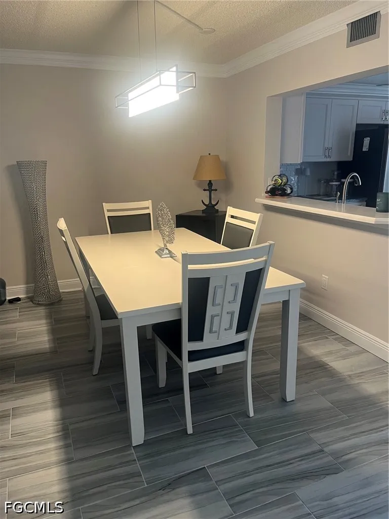 Lake Breeze Drive #403 Fort Myers, FL 33907