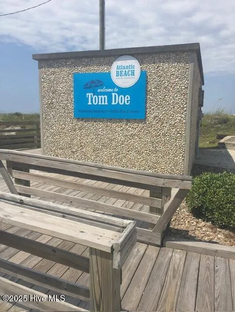 303 Henderson Boulevard #14 Atlantic Beach, NC 28512