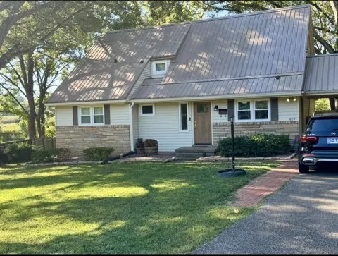429 Whitehall CIR
