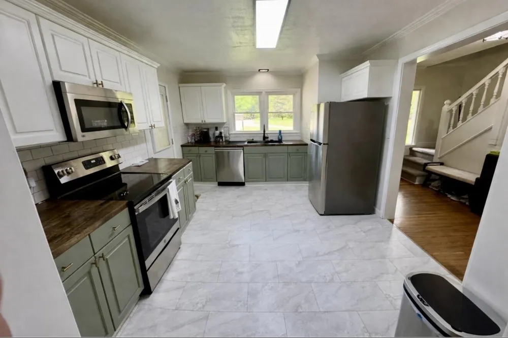 429 Whitehall CIR Paris, TN 38242