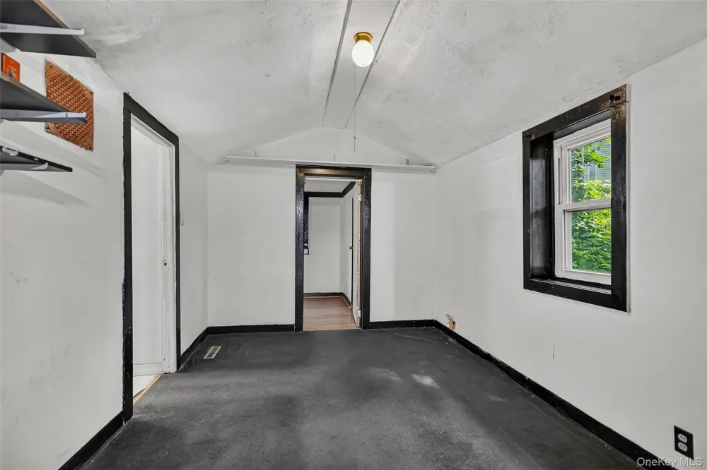 4 Benview Road Hyde Park, NY 12538