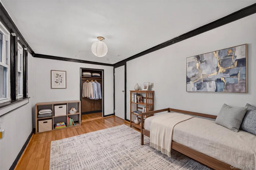 4 Benview Road Hyde Park, NY 12538