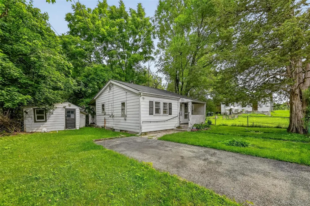 4 Benview Road Hyde Park, NY 12538