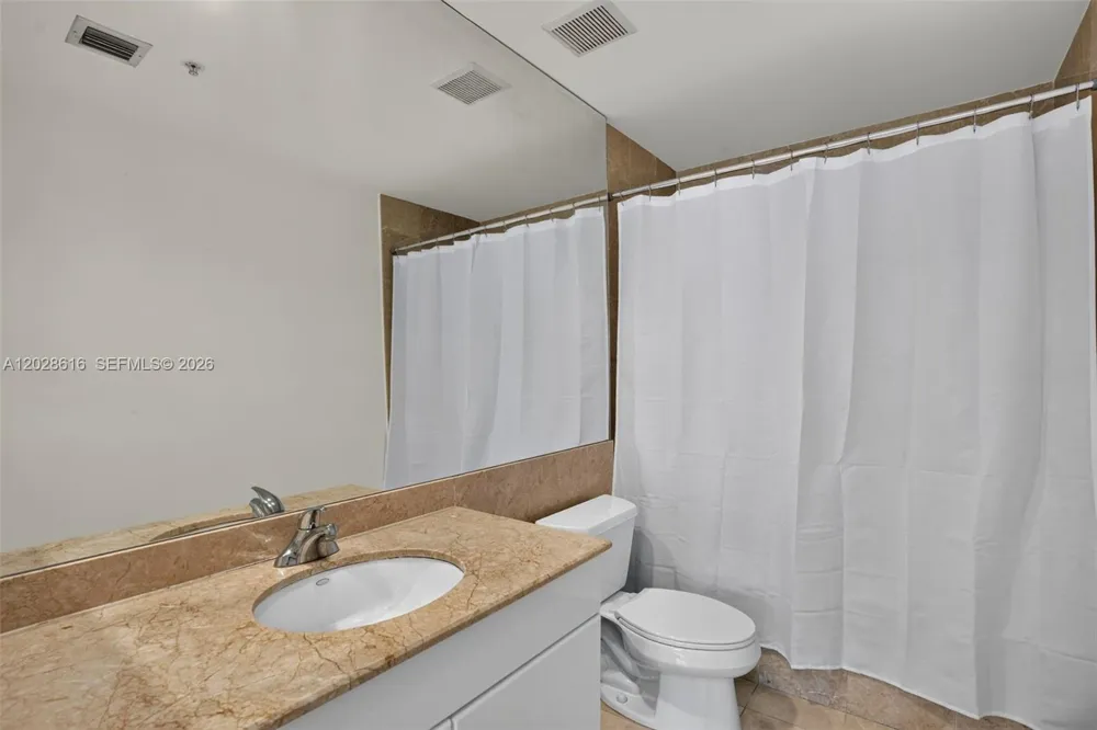 801 Brickell Key Blvd #906 Miami, FL 33131