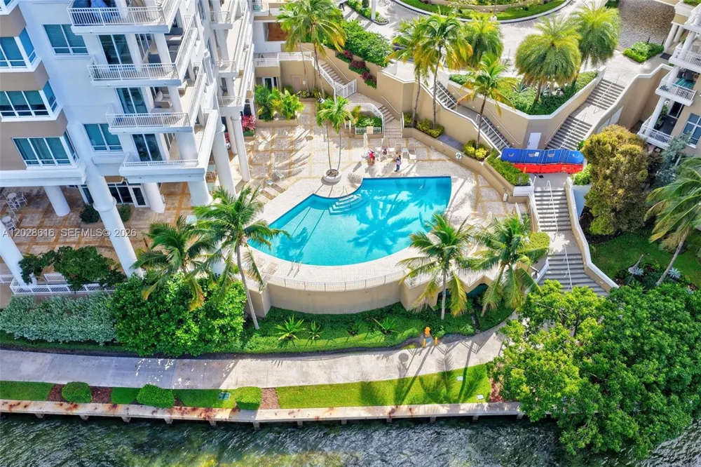 801 Brickell Key Blvd #906 Miami, FL 33131