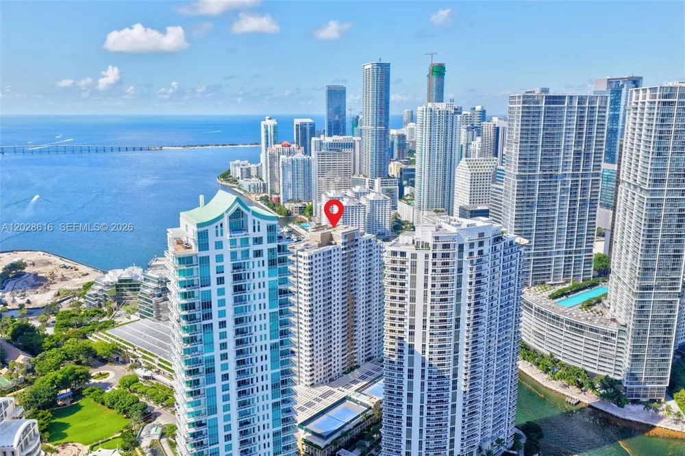 801 Brickell Key Blvd #906 Miami, FL 33131