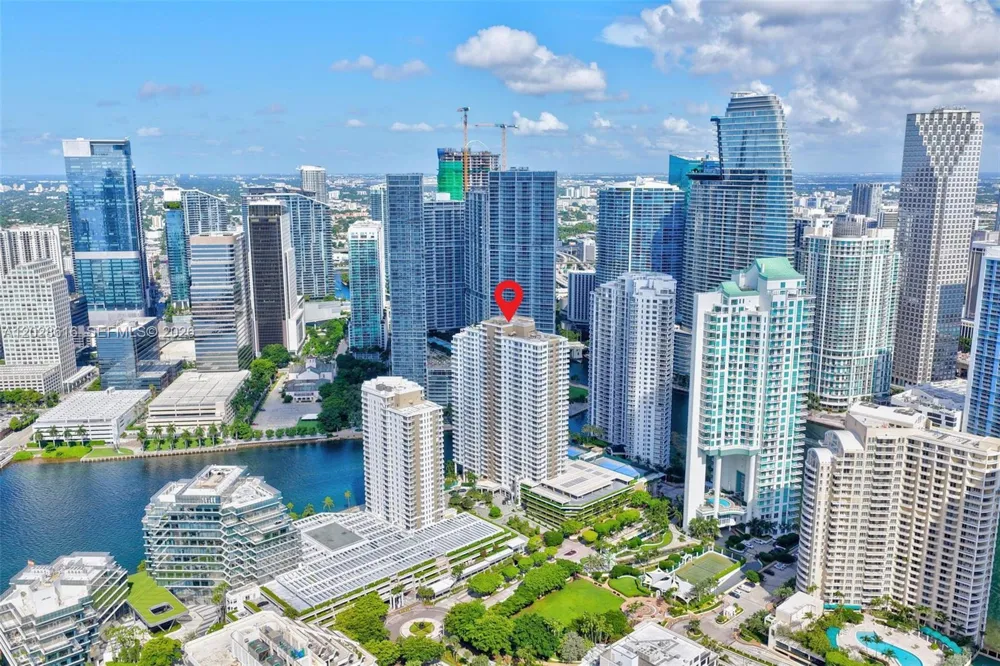 801 Brickell Key Blvd #906 Miami, FL 33131