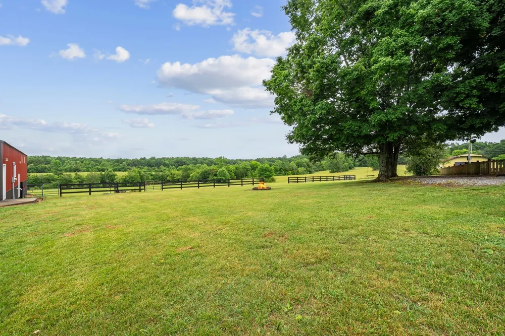7200 Shoals Branch Rd Primm Springs, TN 38476