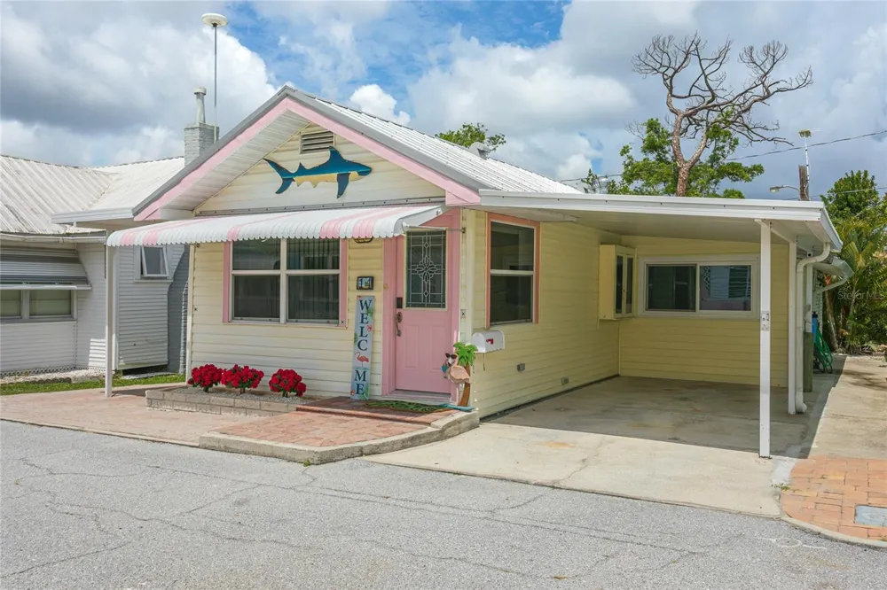14 LAFAYETTE STREET Bradenton, FL 34208