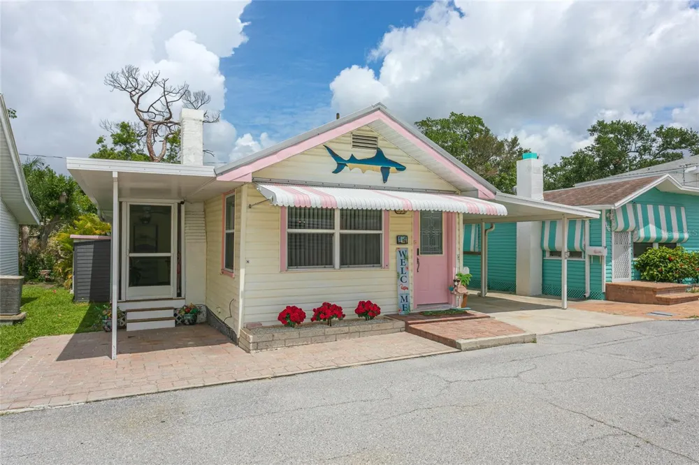 14 LAFAYETTE STREET Bradenton, FL 34208