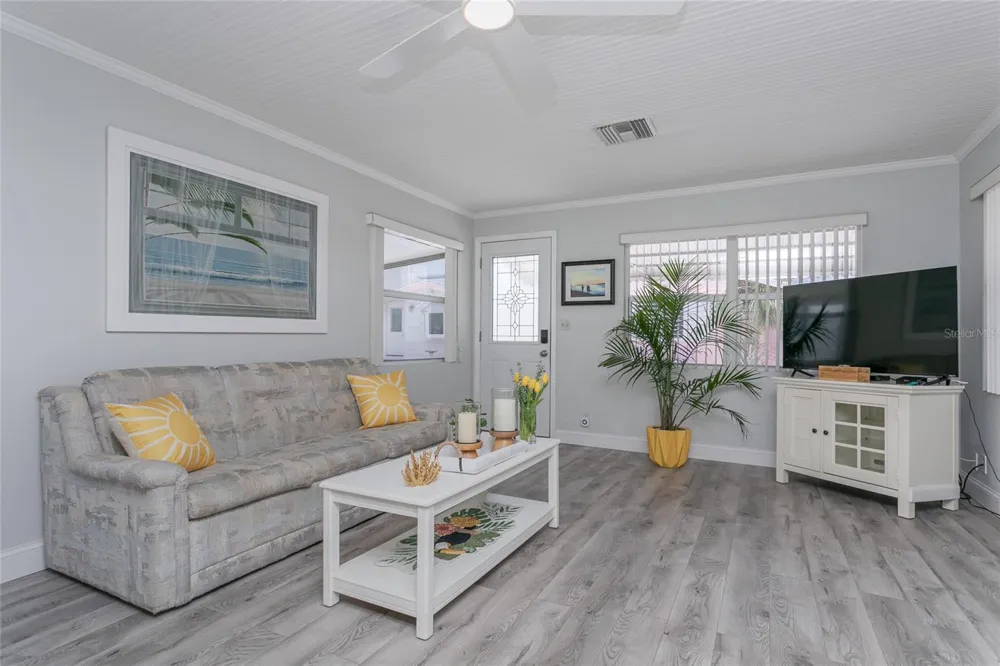 14 LAFAYETTE STREET Bradenton, FL 34208