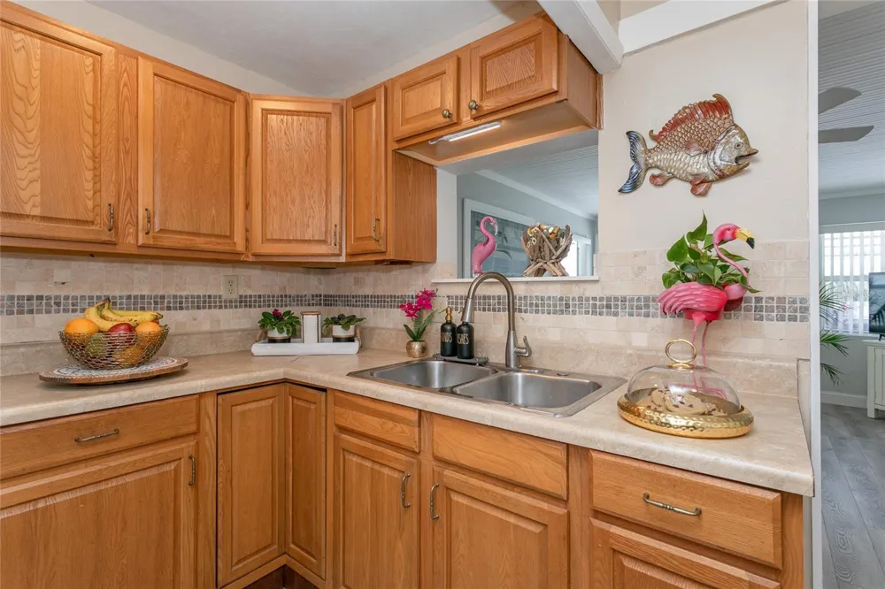 14 LAFAYETTE STREET Bradenton, FL 34208